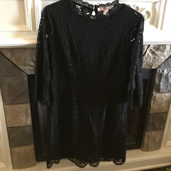 ♥️♥️♥️black lace shirt!!!!♥️♥️♥️ - Picture 1 of 4